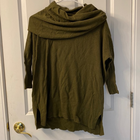 green womens oversize cowl neck sweater - Picture 1 of 3